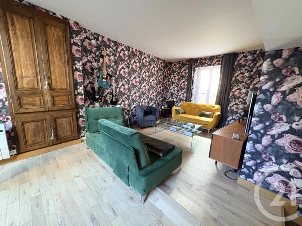 Maison à vendre  8 pièces - 170,85 m 2   ISSOUDUN  - 36