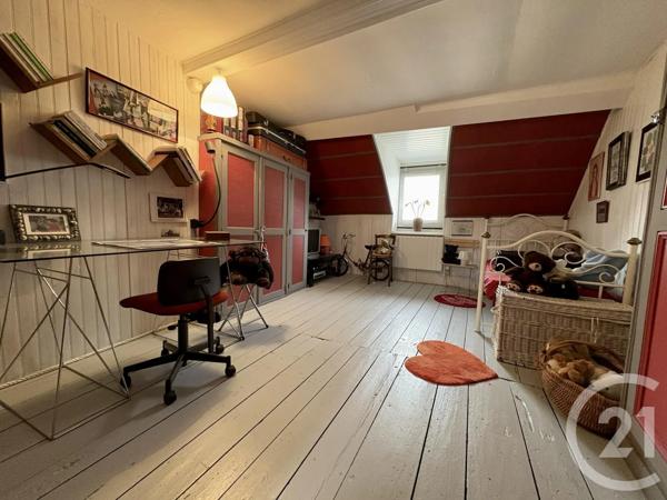 Maison à vendre  8 pièces - 170,85 m 2   ISSOUDUN  - 36