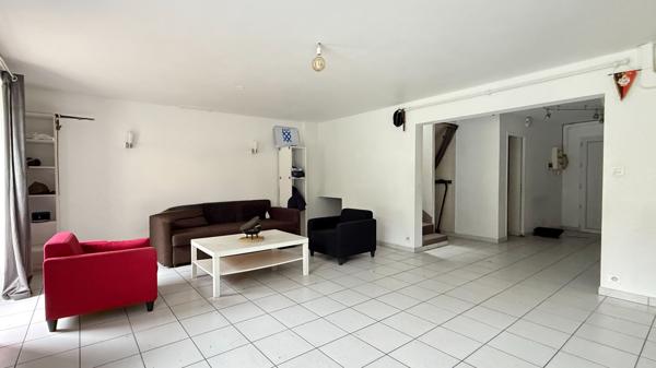 LA ROCHE SUR YON MAISON A VENDRE 6 pièce(s) 130 m²