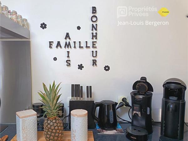 Ste Radegonde, Maison de plain-pied 102 m² .Jardin plein sud