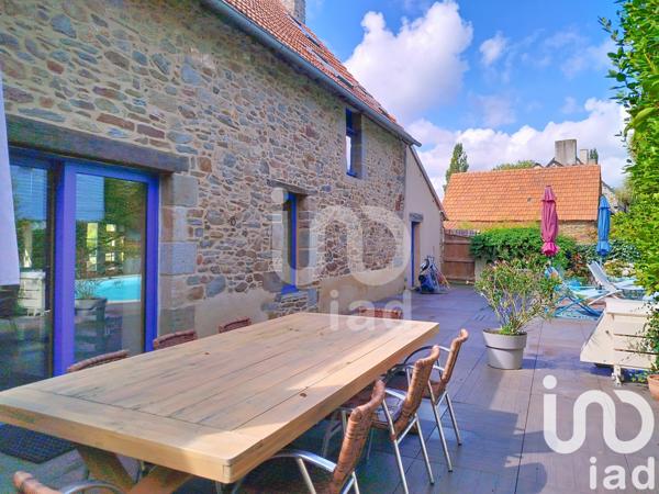 Maison à vendre 8 pièces 259 m² Saint-Père-Marc-en-Poulet