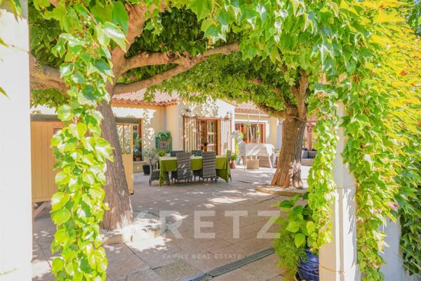 À 5 min du centre-ville, au calme, jolie maison de campagne