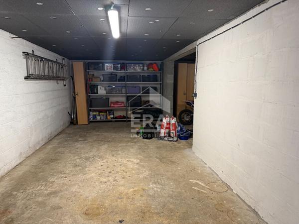 Maison individuelle 3 chambres - Véranda - Sous-sol complet - Jardin