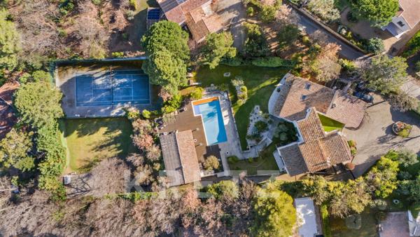 Pierrevert-vue imprenable- Villa d'architecte de plus de 350m2