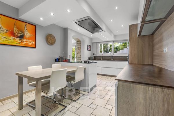 Pierrevert-vue imprenable- Villa d'architecte de plus de 350m2