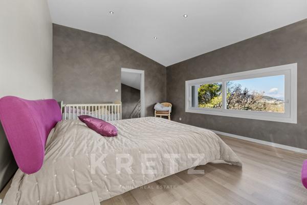 Pierrevert-vue imprenable- Villa d'architecte de plus de 350m2