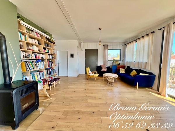 VILLA CONTEMPORAINE A OSSATURE BOIS D'INSPIRATION WEST COAST A VENDRE A FRONTIGNAN