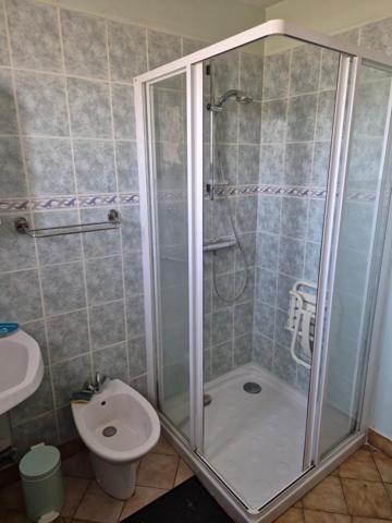 MAISON DE PLAIN-PIED À ARON, PROCHE DE MAYENNE