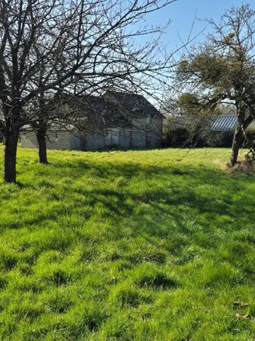 MAISON DE PLAIN-PIED À ARON, PROCHE DE MAYENNE