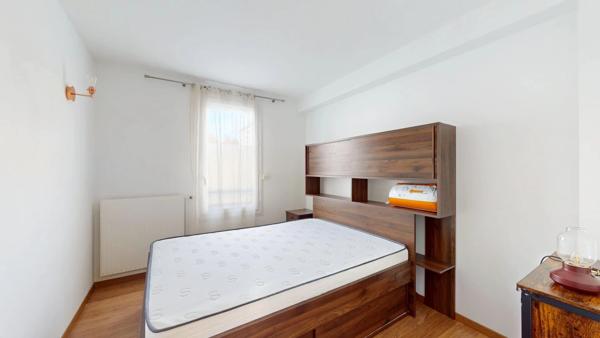 Location                                                      Appartement
                        
                     2 pièces                      53 m2                     à Torcy