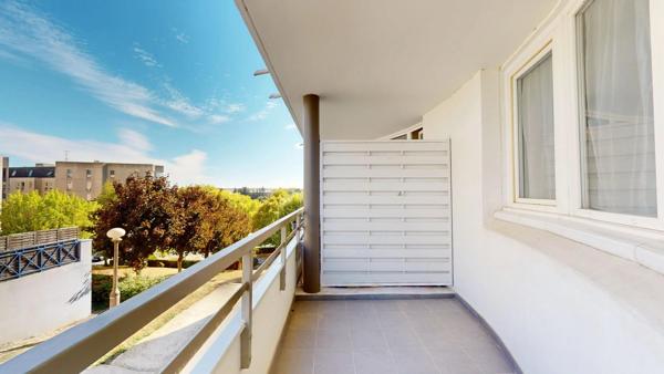 Location                                                      Appartement
                        
                     2 pièces                      53 m2                     à Torcy