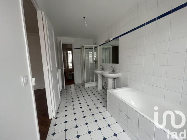 Location appartement 5 pièces 131 m² Paris 6