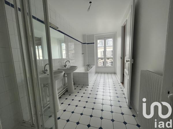 Location appartement 5 pièces 131 m² Paris 6