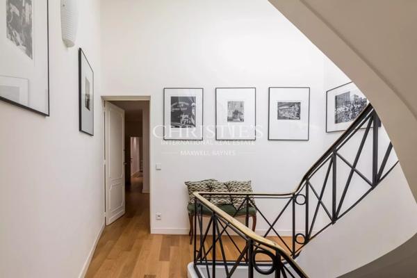 Saint-Genès – Hôtel particulier, piscine, dépendance, garages