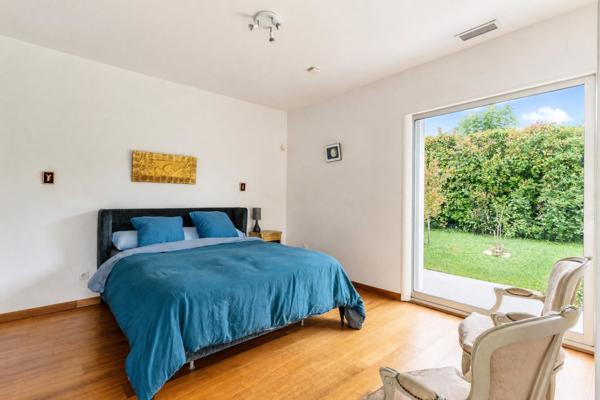 Propriété familiale de 295 m² avec piscine, vue Rhune et parc paysager de 3 000 m²