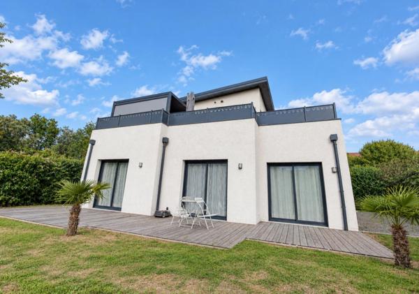 Maison Neuve à Vesoul 8 pièces 157 m2 à 469 000 Euros