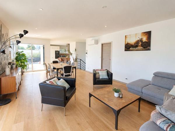 Maison Neuve à Vesoul 8 pièces 157 m2 à 469 000 Euros