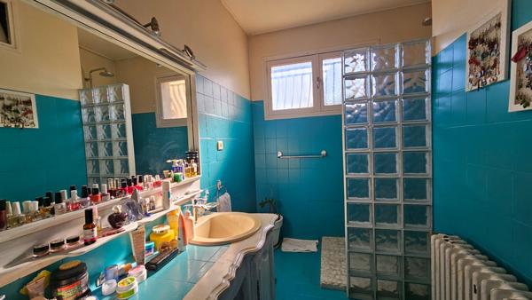 Maison Nimes 8 pièce(s) 211 m2