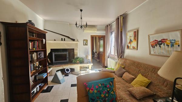Maison Nimes 8 pièce(s) 211 m2