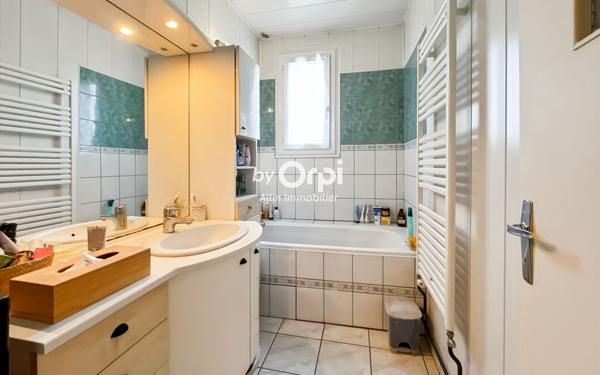 Maison à vendre    6 pièces • 150 m2 Montluçon