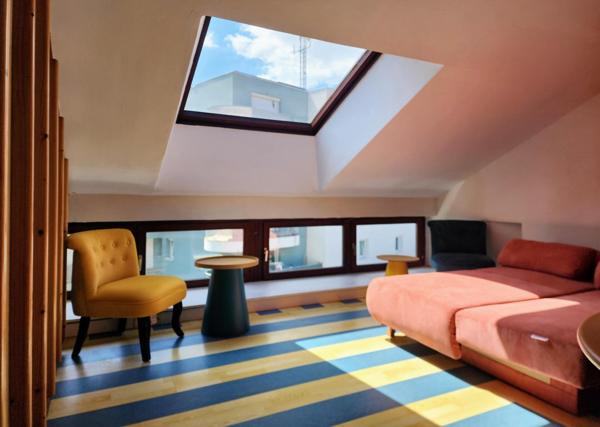 Immeuble à usage mixte habitation / professionnel