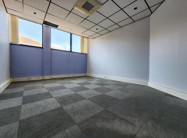 Immeuble à usage mixte habitation / professionnel