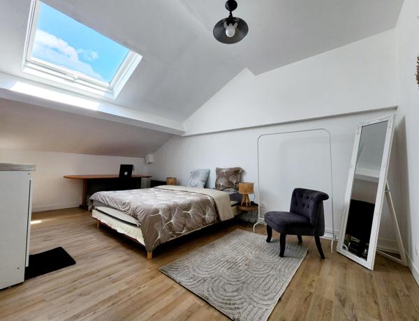 Immeuble à usage mixte habitation / professionnel