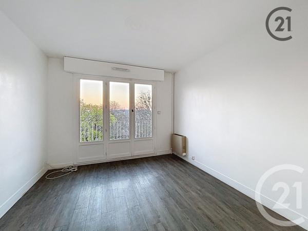 Appartement F3 à vendre  3 pièces - 67,23 m2 MONTEREAU FAULT YONNE - 77