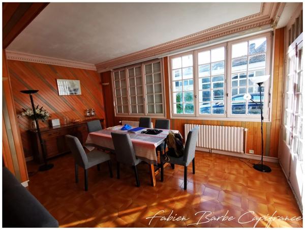 IMMEUBLE DE RAPPORT centre ville de Guer – 394 m²  (56)