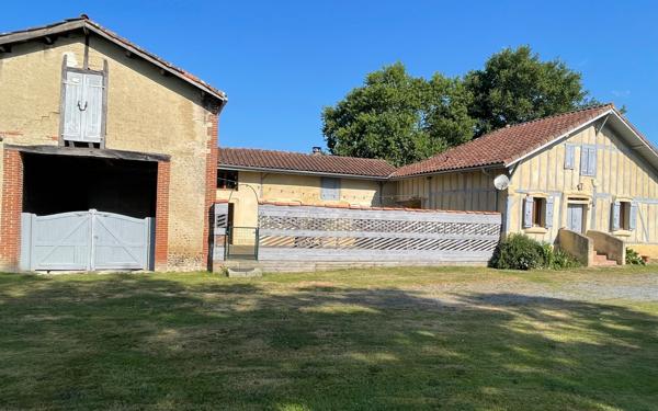 Maison à vendre    4 pièces •  Aire-sur-l'Adour