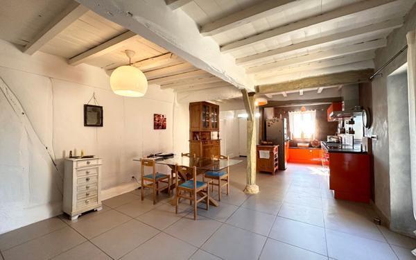 Maison à vendre    4 pièces •  Aire-sur-l'Adour