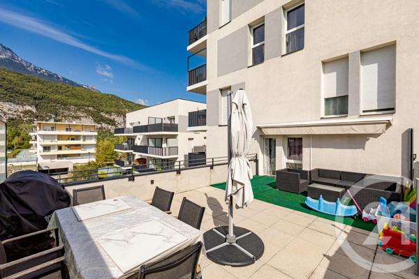 Appartement F4 à vendre  4 pièces - 78,13 m 2   ECHIROLLES  - 38