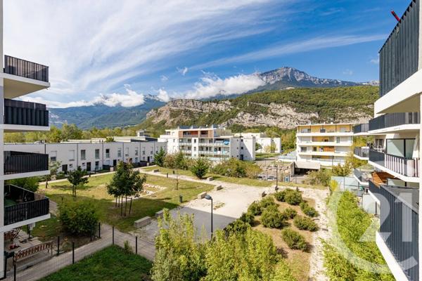 Appartement F4 à vendre  4 pièces - 78,13 m 2   ECHIROLLES  - 38