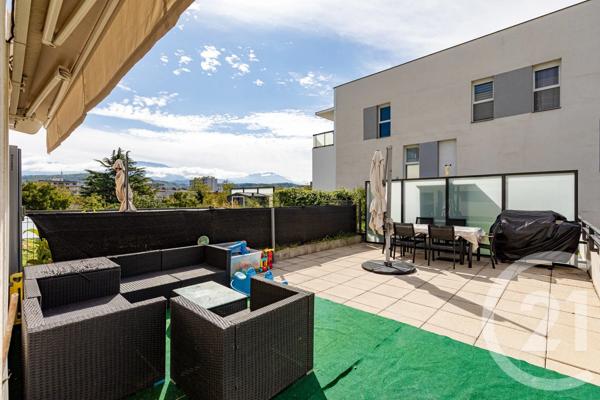 Appartement F4 à vendre  4 pièces - 78,13 m 2   ECHIROLLES  - 38