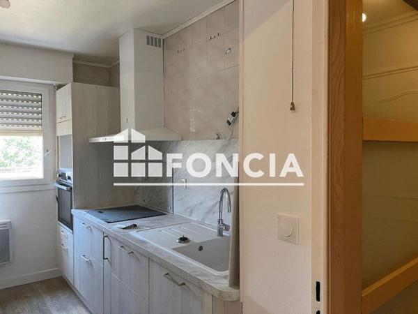 Location Appartement 4 pièces 81 m² - 3 PLACE DE LA MADELEINE Rouen 76000