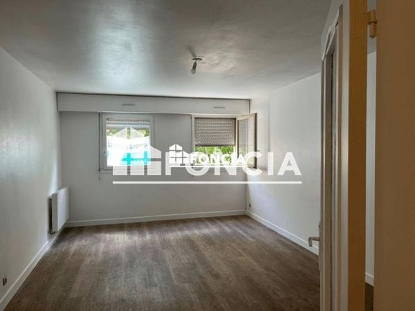 Location Appartement 4 pièces 81 m² - 3 PLACE DE LA MADELEINE Rouen 76000