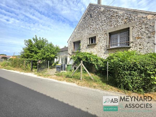 À vendre à Mouroux – Maison indépendante à rénover avec garage, et grenier aménageable. Mouroux (77120)