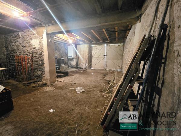 À vendre à Mouroux – Maison indépendante à rénover avec garage, et grenier aménageable. Mouroux (77120)
