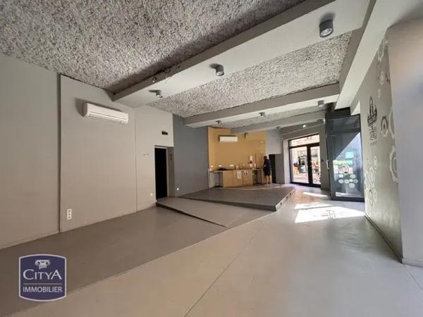 Local commercial à vendre 230m² Grenoble (38000)