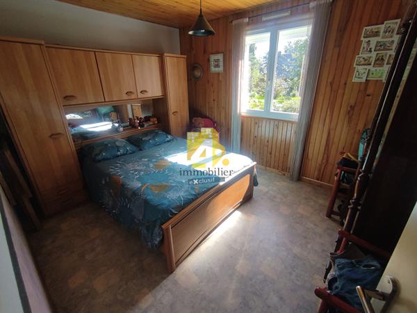 Maison - 8 pièces - 176 m²