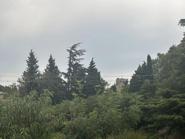 Vente                                                      Maison
                        
                     5 pièces                      157 m2                     à Villeneuve-Lès-Avignon