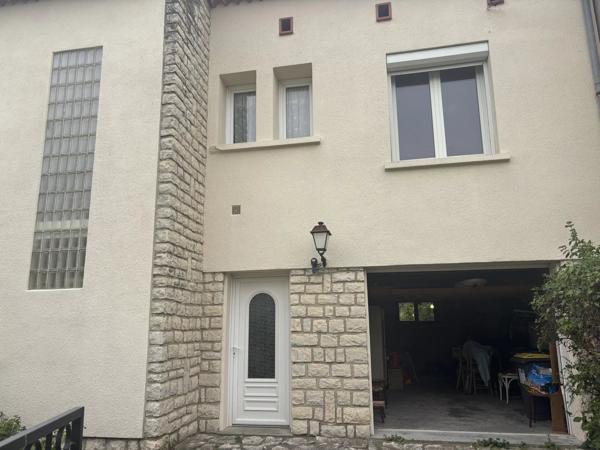 Vente                                                      Maison
                        
                     5 pièces                      157 m2                     à Villeneuve-Lès-Avignon