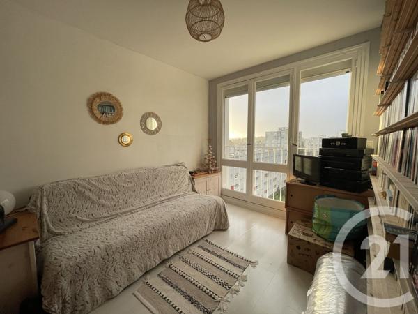 Appartement T4 à vendre  4 pièces - 78,31 m2 LAVAL - 53