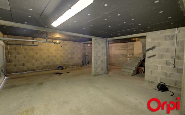 Maison à vendre    6 pièces •  La Tour-du-Pin