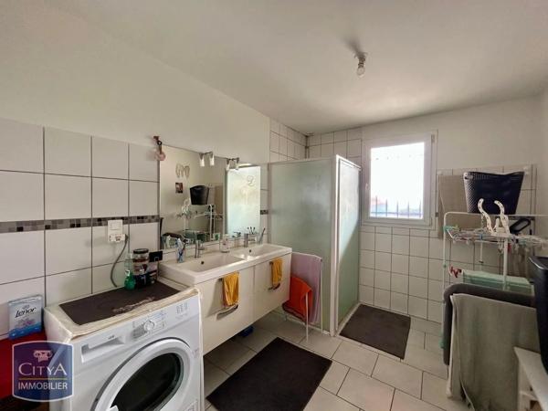 Maison à louer 4 pièces 103.98m² Malvalette (43210)