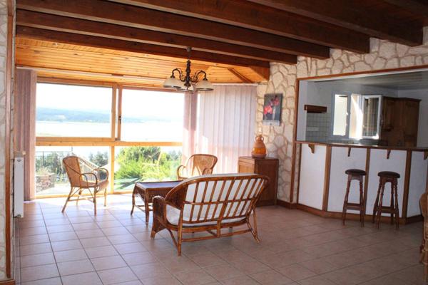 Exclusivité Naussac face au Lac Maison  5 pièce(s) 168 m2 avec une vue panoramique