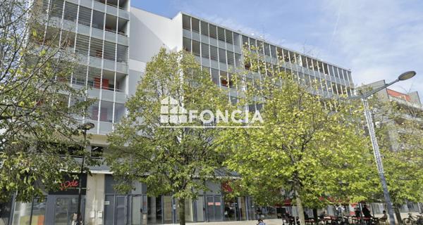 À vendre Parking 1 m² - Grenoble 38100