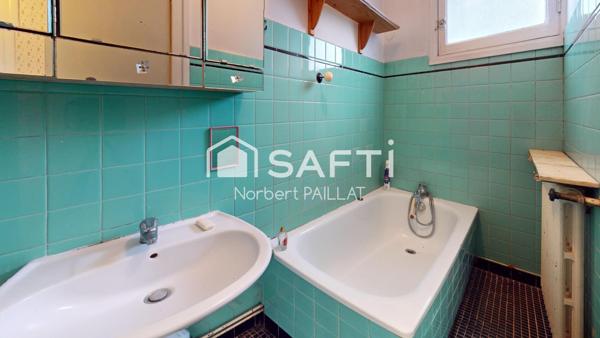 Maison à fort potentiel – 62 m² habitables + dépendances