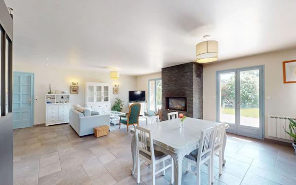 Maison à vendre    5 pièces • 185 m2 Saint-Bernard