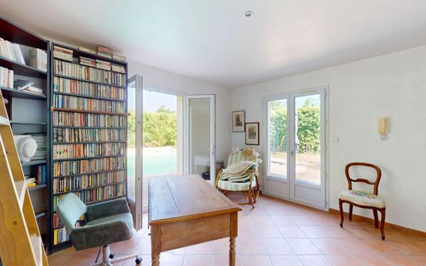 Maison à vendre    5 pièces • 185 m2 Saint-Bernard